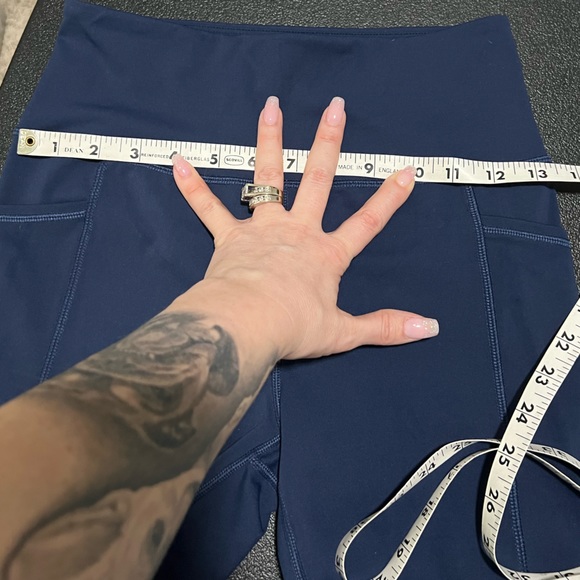 NWOT SHAPERX Active Women's Short. High Waisted Dry-Fit Short with Side Pockets. - Picture 11 of 14